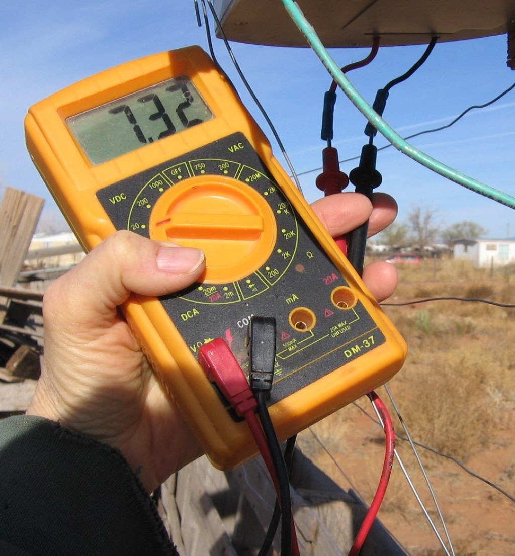 test electric fence with multimeter - EZ Test Leads for Solar Fence Charger :  Steps (with Pictures