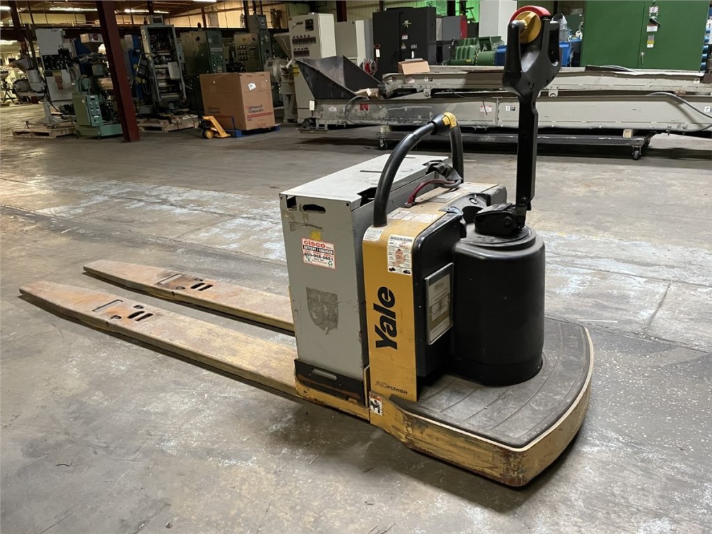 Picture of: lbs Yale Electric Pallet Jack, Double